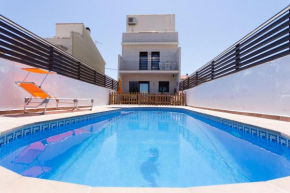 Отель Villa 11 de Setembre 9  Ла-Амеллья-Де-Мар